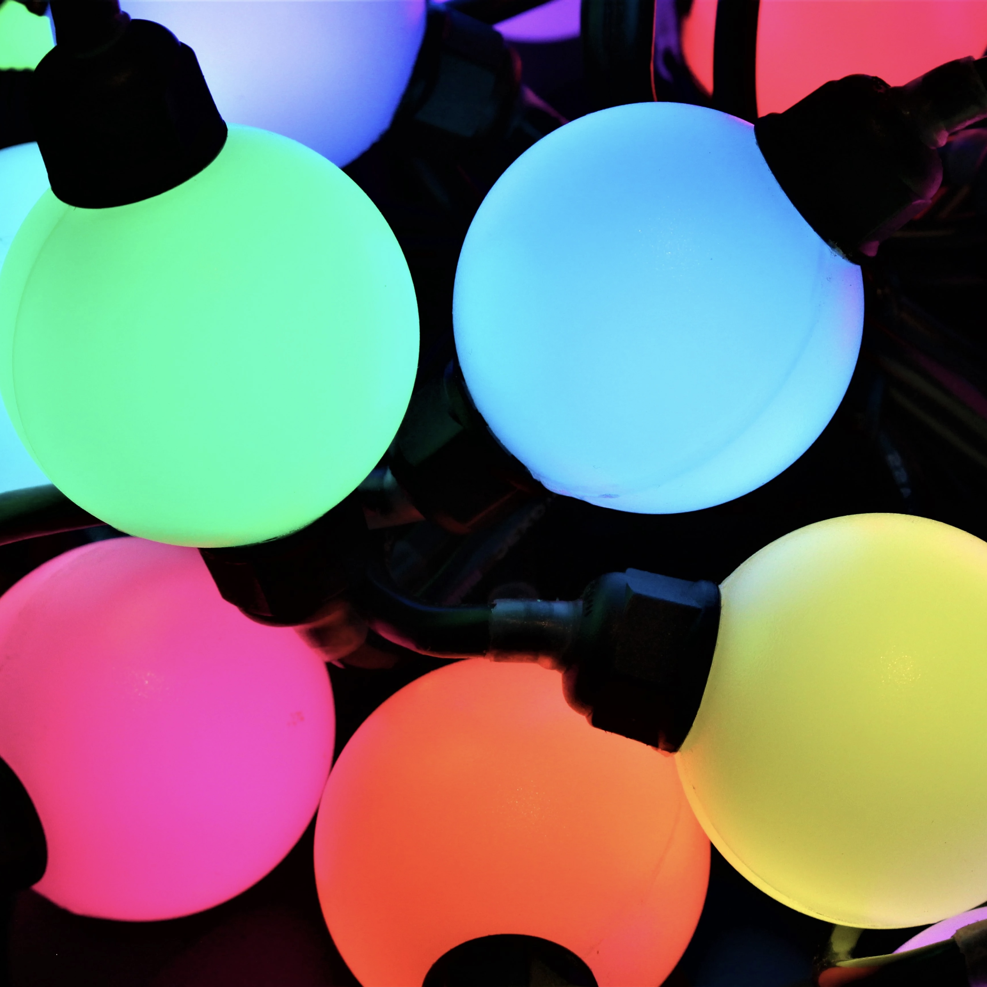 ضوء تريكليت RGB G42