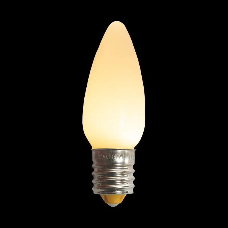 لمبة C9 LED غير شفافة للشمس باللون الأبيض الدافئ